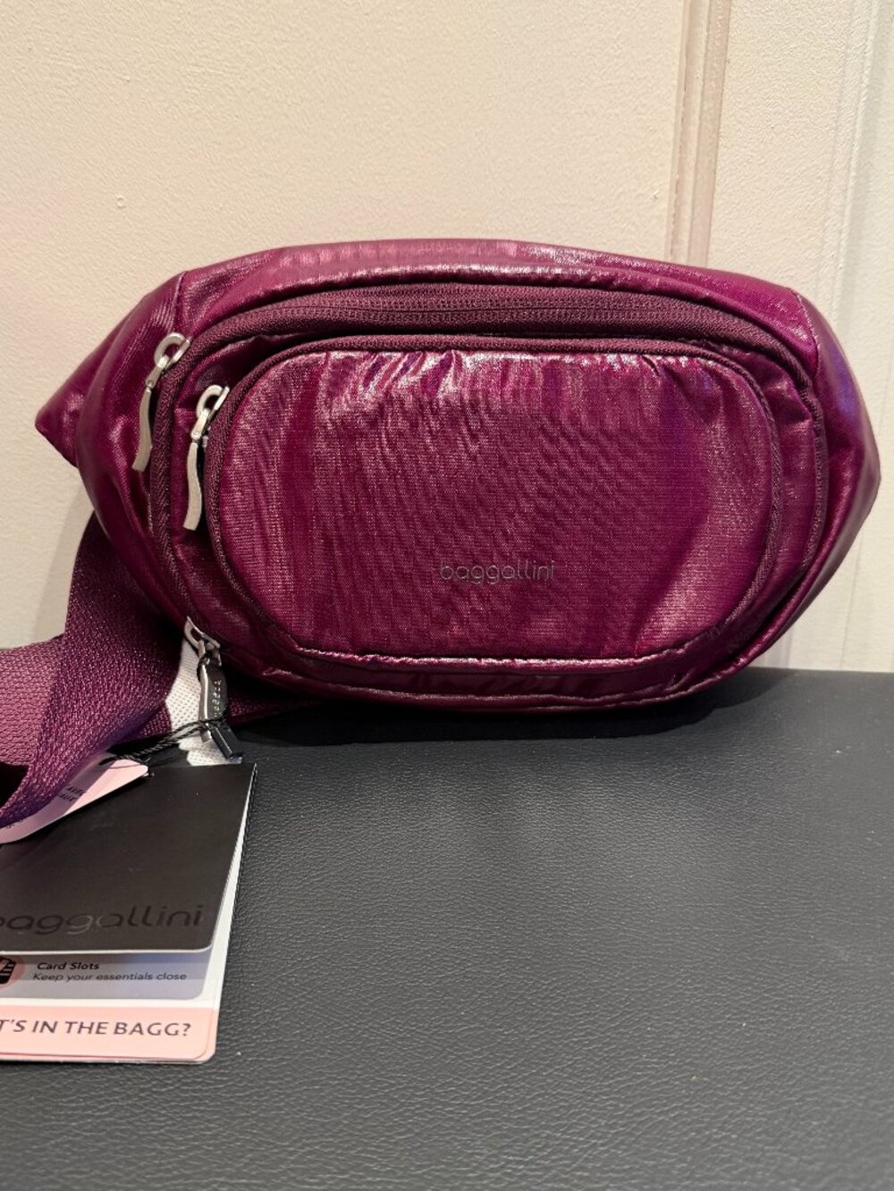 NWT Baggallini On The Go Belt Bag Waist Pack Rare Mulberry Gloss Ripstop Color